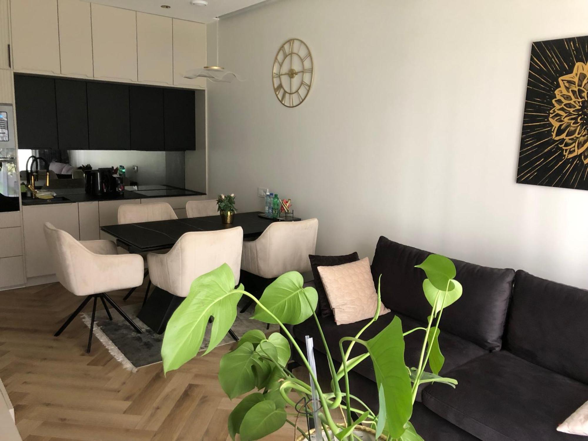 Komfortowe Apartamenty Kielce Klonowa ,Ogrodek, Garaz Podziemny, Samodzielne Wejscie Na Kod 24H Zewnętrze zdjęcie